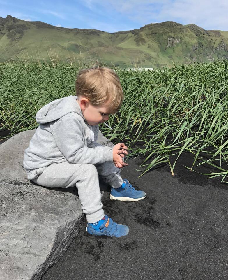 Nokkur góð ráð til að auðvelda börnum bílferðir